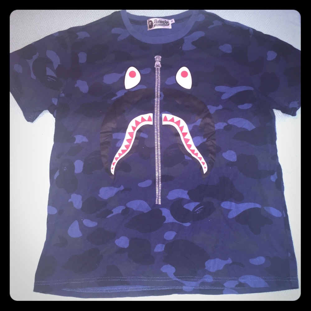 A bathing ape XL t shirt blue camo bape